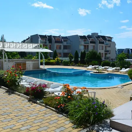Family Hotel Africana 3* سفيتي فلاس