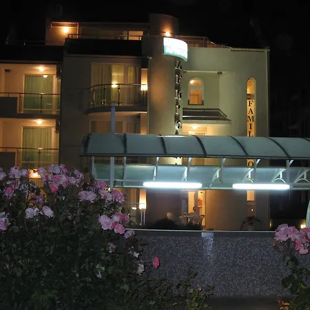Family Hotel Africana