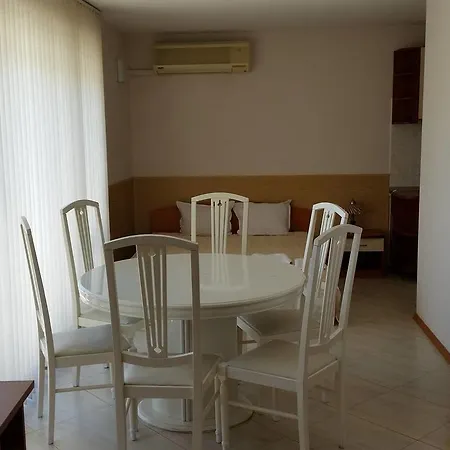 Family Hotel Africana